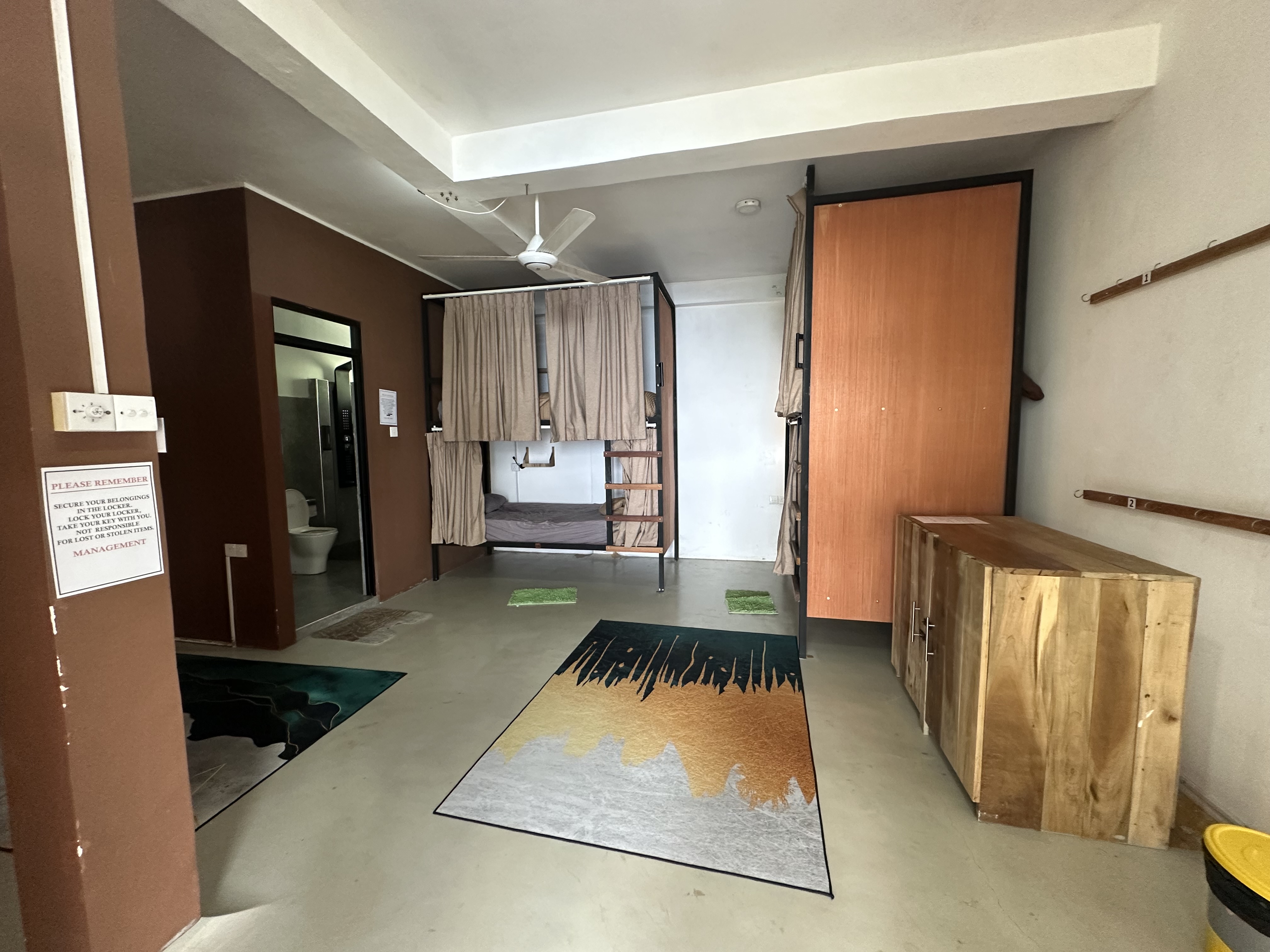6 Bed Dorm
